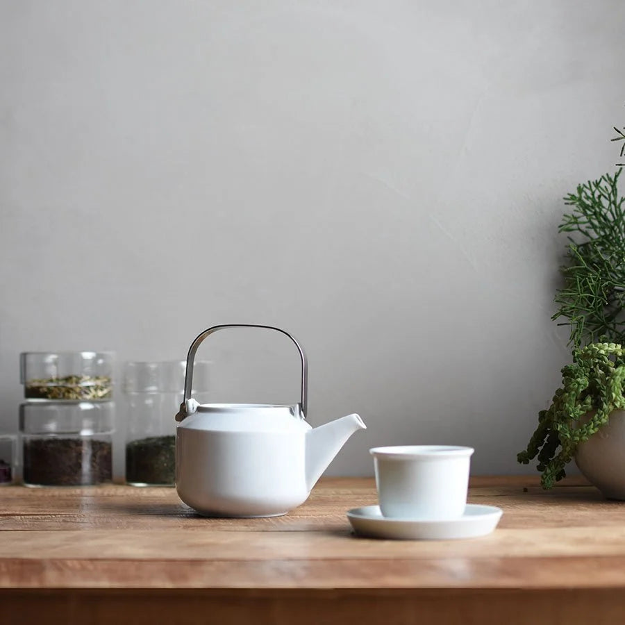 Cup & Saucer LT - White