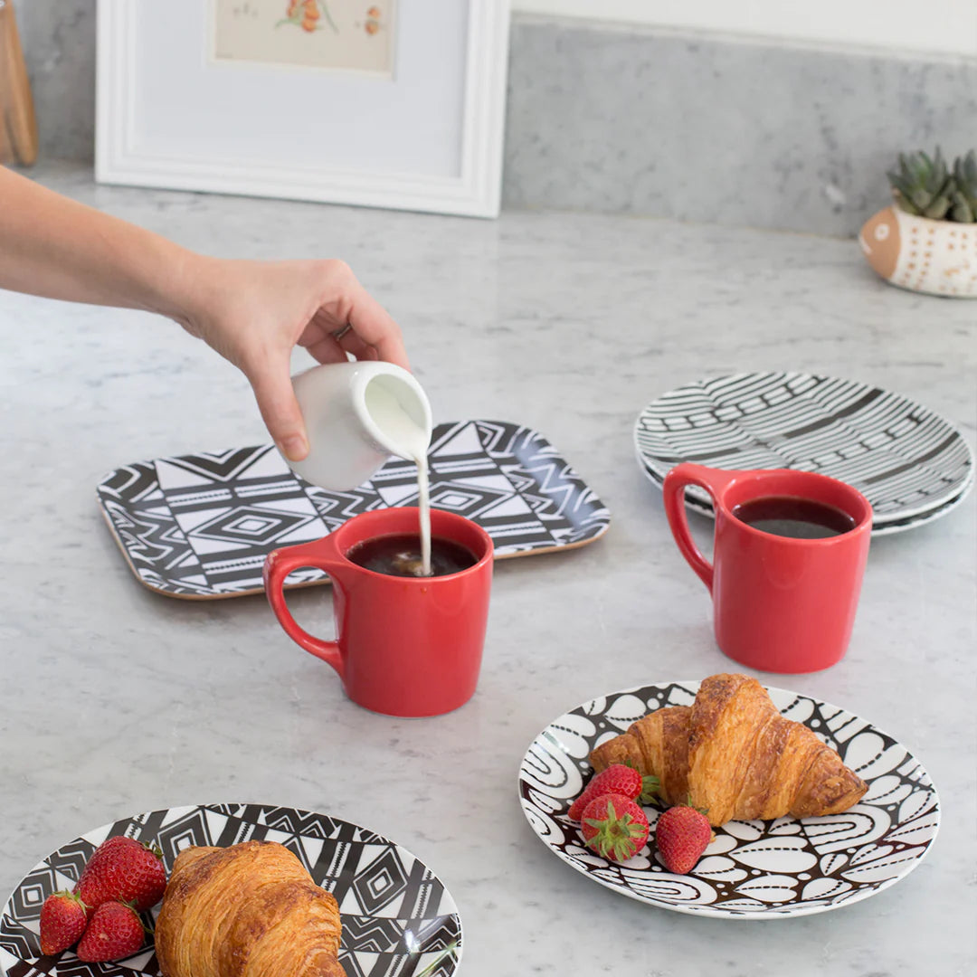 Porcelain Lino Creamer 3oz