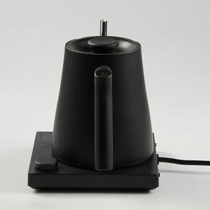 Aura Kettle 800ml Black