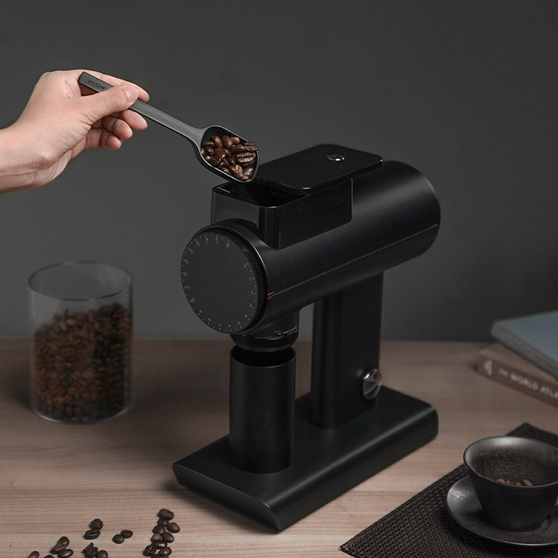 Electric Coffee Grinder MINI - Super Portable Design in Black with 200W of  Power, 50g Capacity - GrinderGo